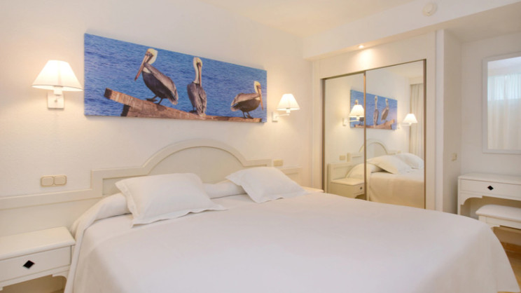 Iberostar Waves Ciudad Blanca